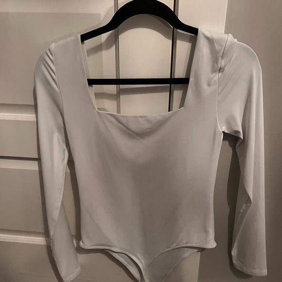 BABATON CONTOUR SQUARENECK LONGSLEEVE BODYSUIT - Picture 3 of 4